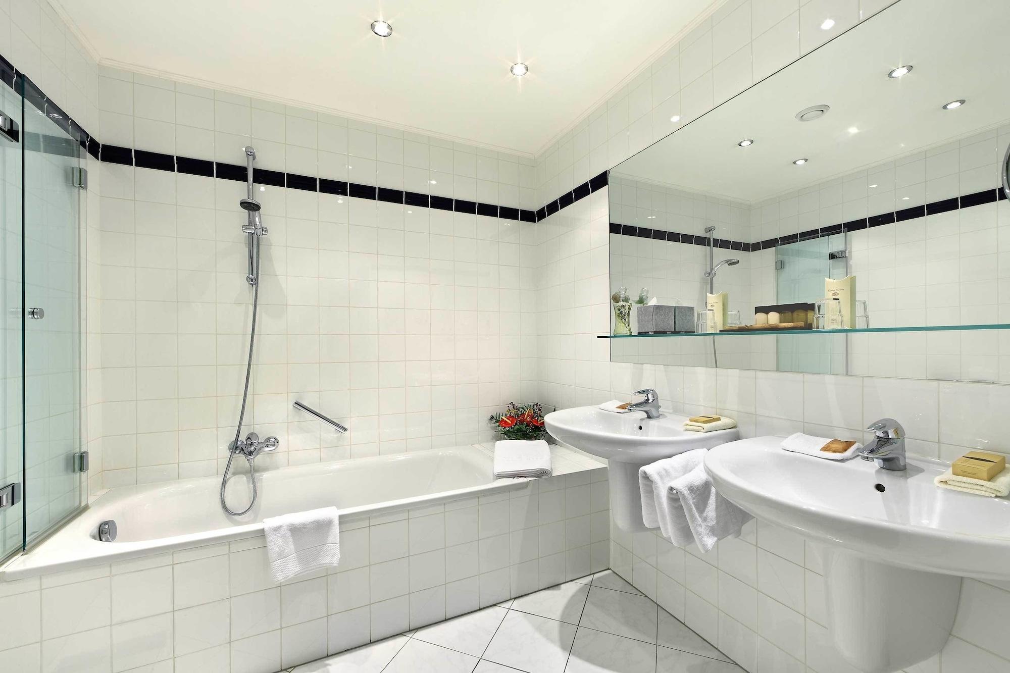 Hotel De France Wien Номер фото Bathroom