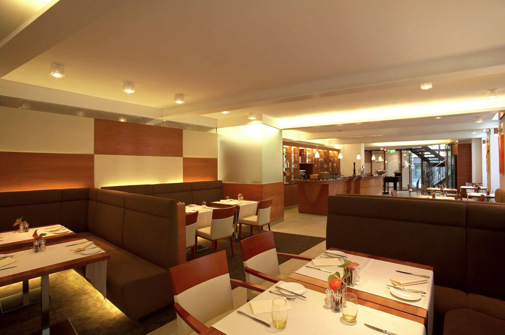 Hotel De France Wien Екстер'єр фото Interior of the restaurant